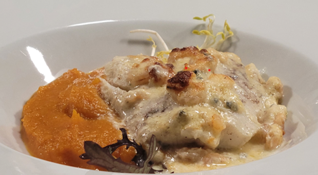 Merluza Austral con Salsa de camarones